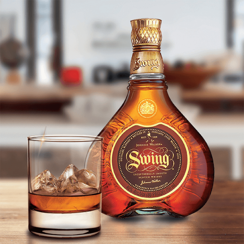 WHISKY JOHNNIE WALKER SWING - 750ml