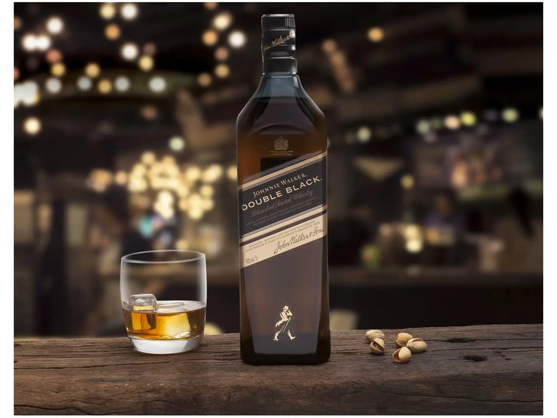 Whisky Johnnie Walker Double Black Escocês 1L